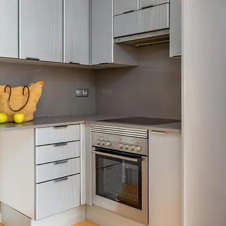 2br - 2bh Close To The Beach * Barcelona