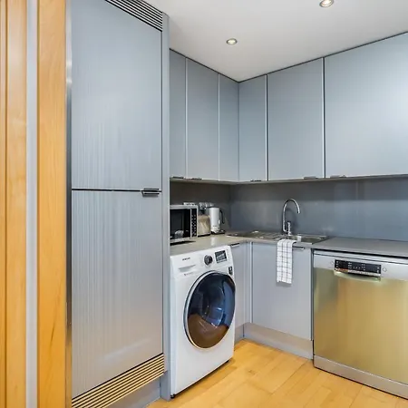 2br - 2bh Close To The Beach * Barcelona